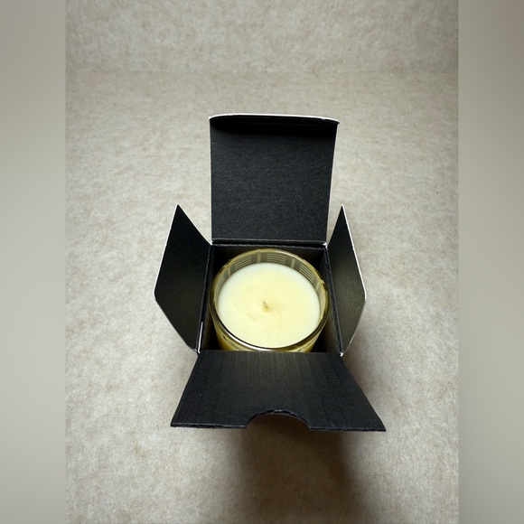 NEST New York Wellness SUNLIT YUZU
& NEROLI Scented Candle,NWT - Picture 8 of 8